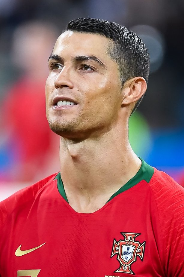Cristiano Ronaldo con la maglia del Portogallo.